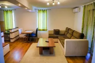 آپارتمان‌های توریست‌ها Apartman Ozimice 2