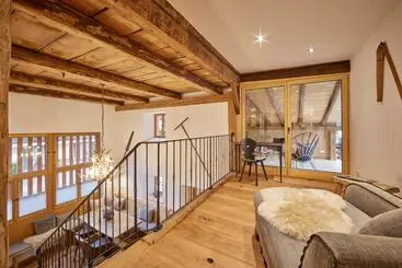 Turistihuoneistot Haus Hoamat   Bergfeuer