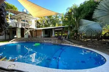 Majatalo Lote 44 Guesthouse