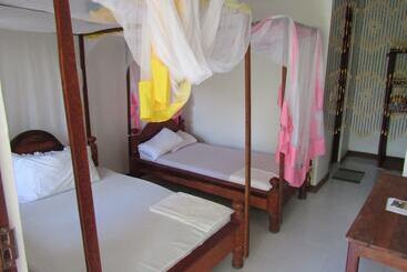 Bed and Breakfast Kivulini Garden Lodge