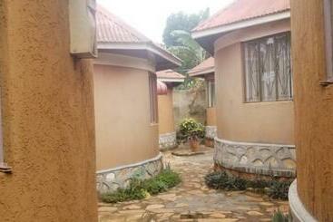 Bed and Breakfast Victoria Holiday Villas