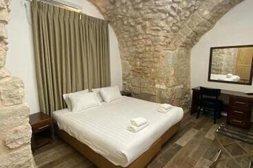 ホテル Petrakis Inn