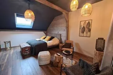 Aamiaismajoitus (B&B) La Suite Mélusine   Spa Du Souffle Du Saule