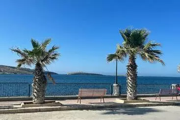 آپارتمان‌های توریست‌ها New & Comfortable 7sun Apartments Near Sandy Beach