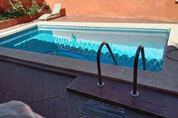 Apartamenty turystyczne Nice Holidays