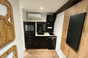 דירות לתיירים Le Coquet Hyper Centre Climatisé