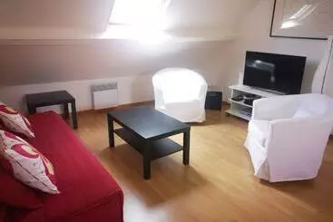 ツーリストアパートメント Appartement Chaleureux