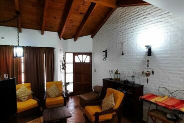 Turist apartmanları Casa Amplia Con Jardin