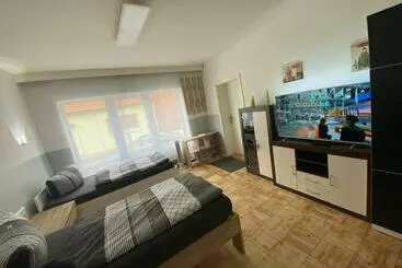 Turistihuoneistot Ferienwohnung H&m Immobilien Hettstedt 2