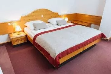 هتل Planja   Rogla