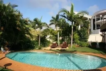 The Sandringham Bed & Breakfast And Self Catering