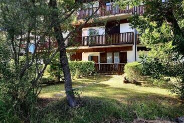 Жильё для туристов Cesana Pearl