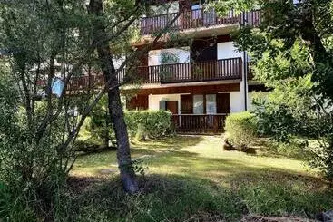 ツーリストアパートメント Cesana Pearl