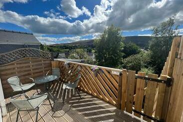 شقق خاصة سياحية Cosy Cottage With Beautiful Mountain Views