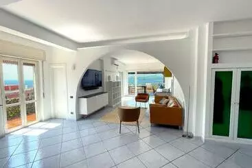 ツーリストアパートメント Stunning Penthouse In Naples With A Breathtaking View