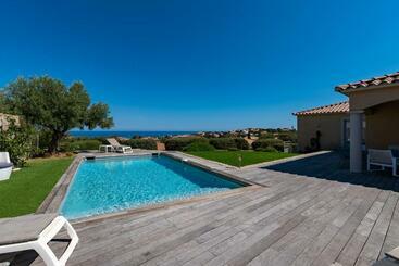 游客公寓 Villa Acula