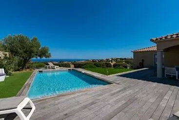 ツーリストアパートメント Villa Acula