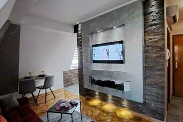 شقق خاصة سياحية Apartman Filip Novi Sad