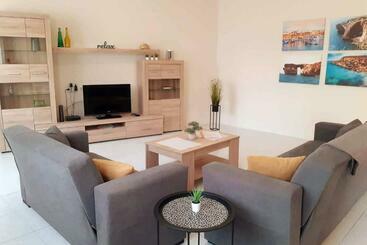 Appartements touristiques Nr41 Holiday Apartment Close To Village Centre, Promenade, Shops & Restaurants
