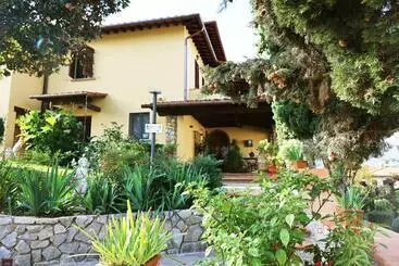 Turistihuoneistot Villa Desideria