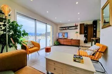 ツーリストアパートメント Appartement Neuf, Avec Vue Montagnes