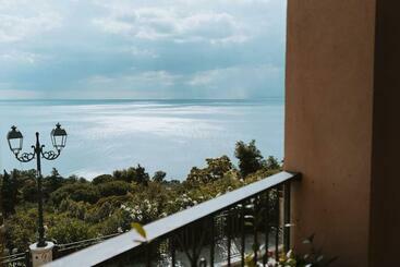 Apartamenty turystyczne Panphilia: Holiday Apartment