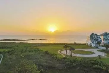 ツーリストアパートメント Stunning Sunsets Steps From Pool Lazy River Ocean Bay Views
