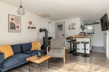 شقق خاصة سياحية Am Grimnitzsee Gemütliches Tiny House Bungalow Mit Sauna Und Kamin