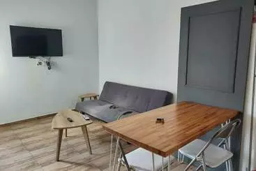 ツーリストアパートメント Depto Roca