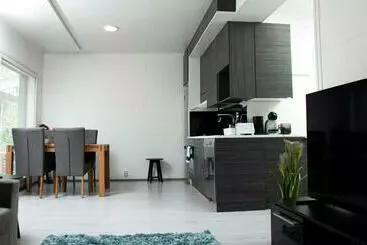 ツーリストアパートメント Talo Saunalla Ja Sähköauton Oma Type2 Latauspiste