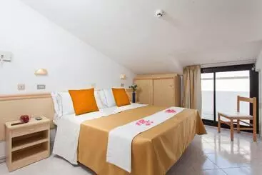 Otel Cola Frontemare