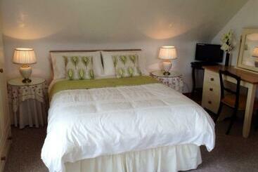 בית מלון כפרי Glencurrah House B&b