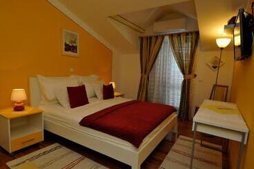 هتل Haus Am Meer Cavtat