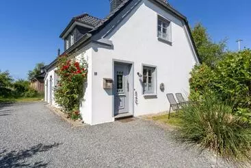 ツーリストアパートメント Kleinod Appartement Stina