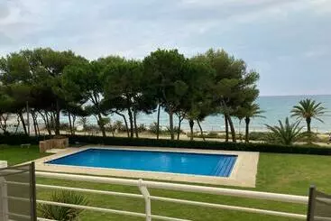 Apartamentos turísticos Apartment With Great Community Swimming Pool & Direct Beach Access