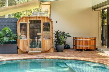 관광객 아파트 Coolum Family Hideaway With Pool, Sauna & Ice Bath