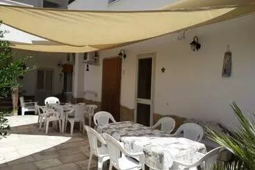 ツーリストアパートメント Da Nonna Maria