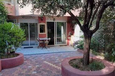 Turistihuoneistot Appartement Avec Jardin