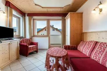 ツーリストアパートメント Residence Diana Apartment 101