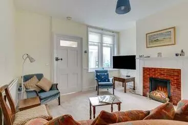 Turistihuoneistot Cookies Coastguard Cottage