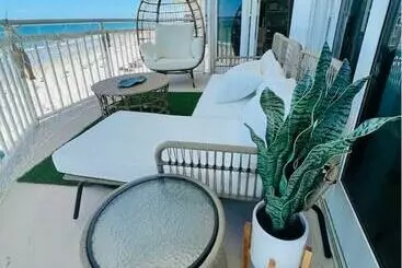 ツーリストアパートメント Beach Oasis 704 Lovely Daytona Ocean Front For 5 Sleeps Up To 12