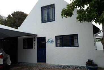 Apartaments turístics See Akker Cottage