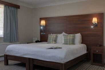 בית מלון כפרי Best Western Brome Grange