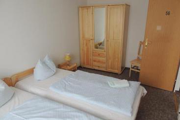 酒店 Familienherberge