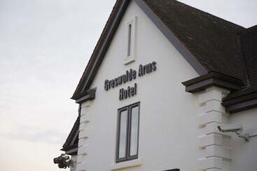 فندق Greswolde Arms By Chef & Brewer Collection