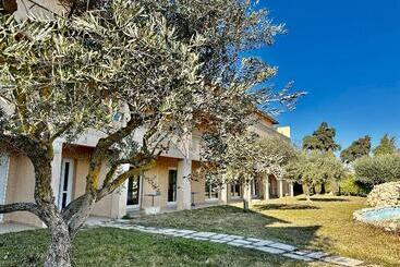 בית מלון כפרי Hôtel La Perna