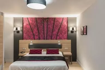 هتل Logis Grand Hôtel Des Bains