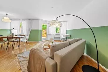 آپارتمان‌های توریست‌ها Beautiful Boutique Apartment Drahtzug16