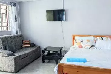 آپارتمانهای توریستها Nubian Palm Staycation Studio