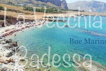 Turist apartmanları La Vecchia Badessa A Due Passi Dal Mare